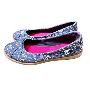Blowfish Malibu Kids Garyn Ballet Flat Shoes Size 2 Blue